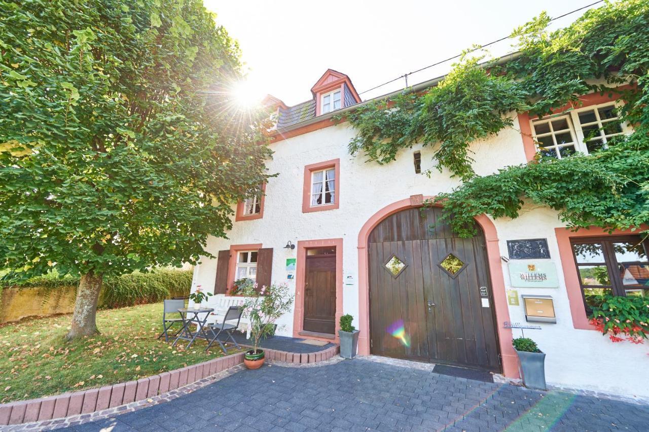 Ferienweingut Willems Oberemmel 외부 사진